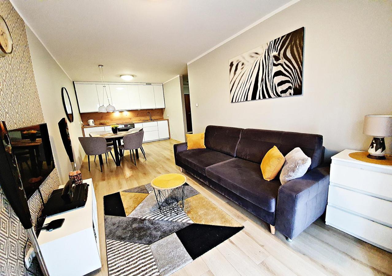 Apartamenty Sun&Fun Royal คาร์ปัตซ์ ภายนอก รูปภาพ